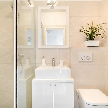 Rooms&apartments Zelux سبليت