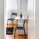 Διαμέρισμα Rooms&apartments Zelux