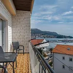 Rooms&apartments Zelux