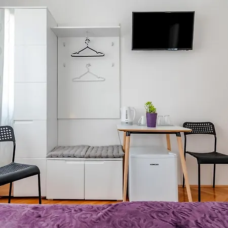Rooms&apartments Zelux スプリト