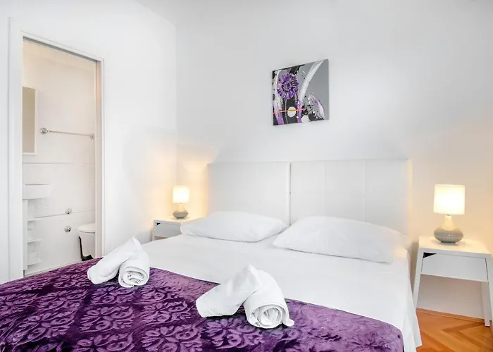 아파트 Rooms&apartments Zelux 스플리트