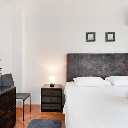 Rooms&apartments Zelux Apartman Split