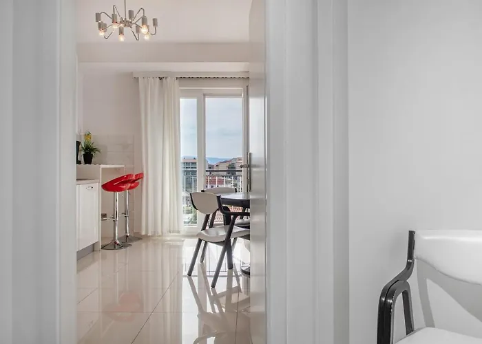 Rooms&apartments Zelux