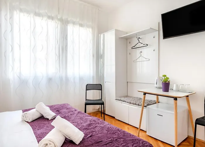 Apartment Rooms&apartments Zelux *