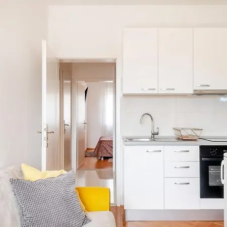 Apartament Rooms&apartments Zelux *