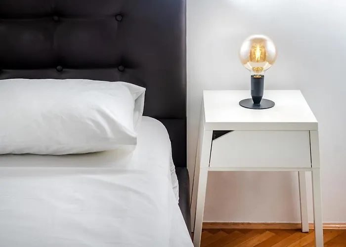 Rooms&apartments Zelux *